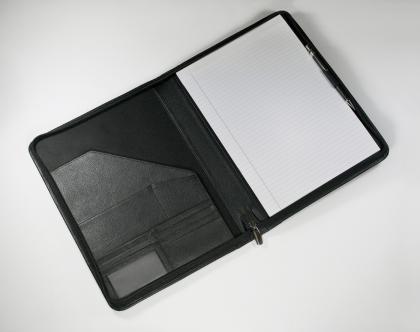 Melbourne A4 Zipped Folder in Black