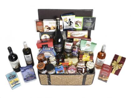 THE PAVILION HAMPER