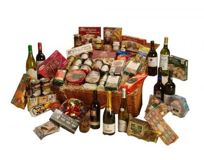 THE VICTORIA HAMPER