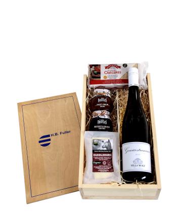 SHEEP'S CHEESE & WINE CRATE