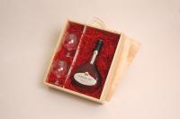 BRANDY GIFT BOX WITH CRYSTAL GLASSES