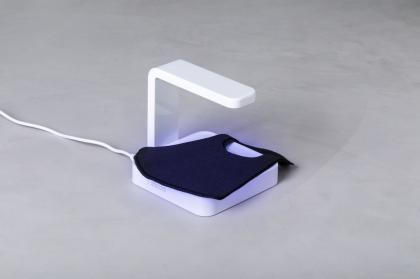 UV sterilizer wireless charger