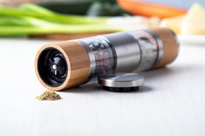 salt and pepper mill salt and pepper mill