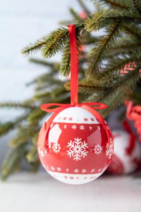 Christmas tree ornament Christmas tree ornament