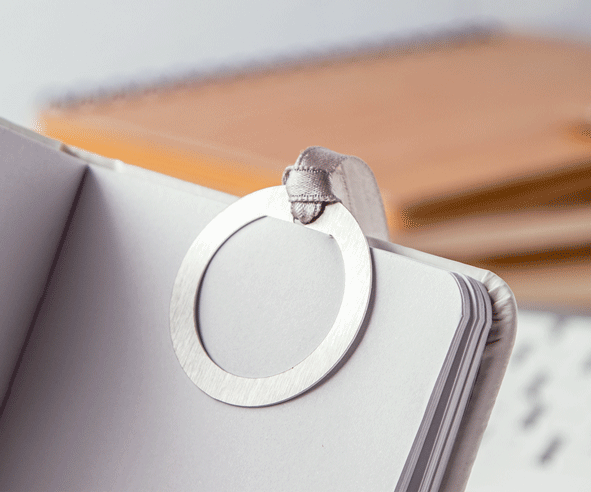 bookmark, round