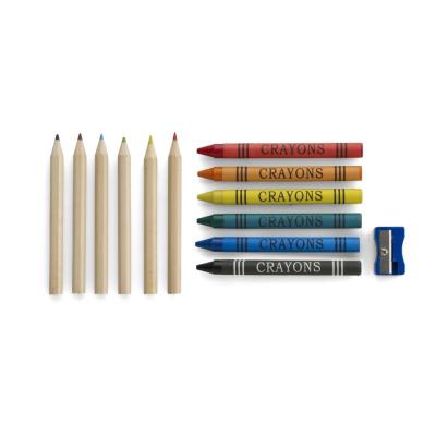 Colour pencil set with pencil sharpener