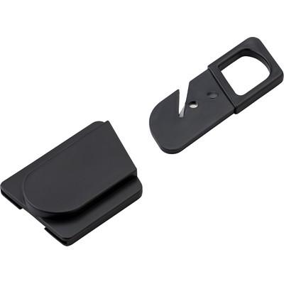 Seat belt cutter