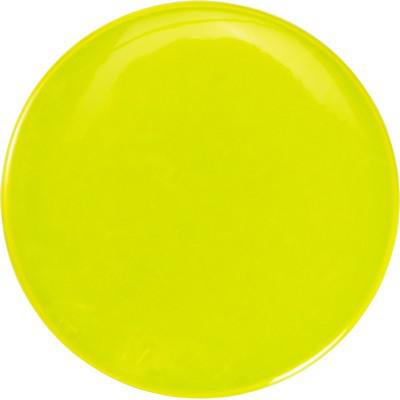 Button badge with safety pin