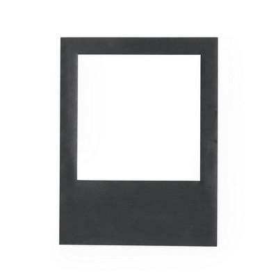 Photo frame with magnet