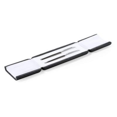 Writing set, ball pen and roller ball pen