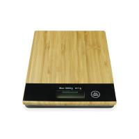 Kitchen scale with bamboo front part