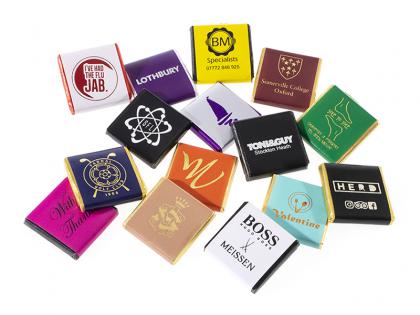 20 NEAPOLITAN CHOCOLATE GIFT BOXES WITH BOW