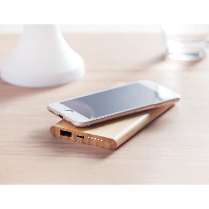 Arena - Wireless Power Bank In Bamboo