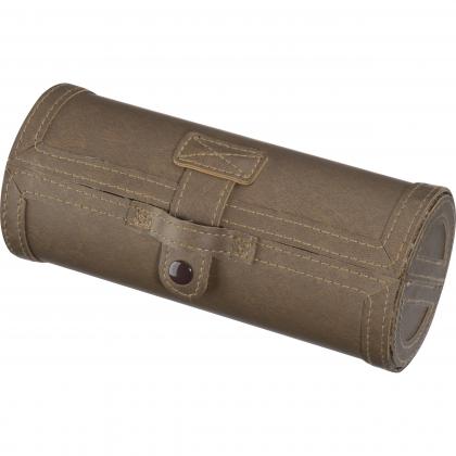 Shoe polishing case
