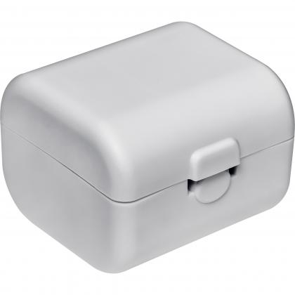 Travel adapter