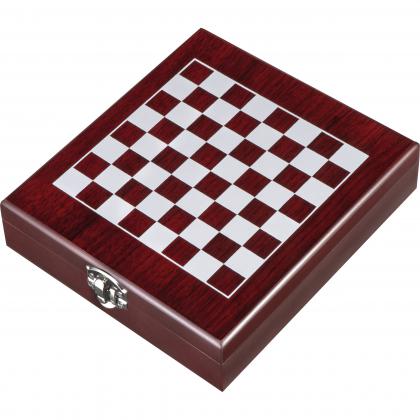 Wine set in wooden box
