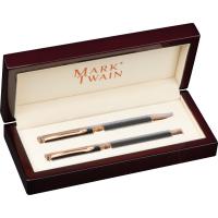 Mark Twain writing set. in a wooden case