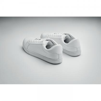 Blancos - Sneakers In Pu 37
