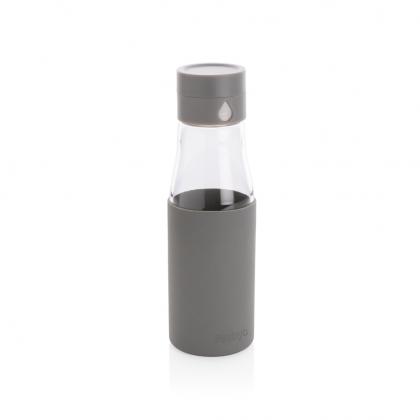 Ukiyo glass hydration tracking bottle with sleeve