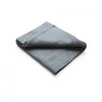 Fleece blanket in pouch