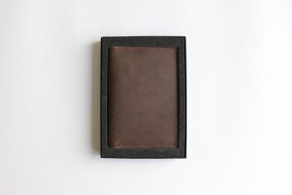 Tile Slim + Full Grain Leather Passport Wallet