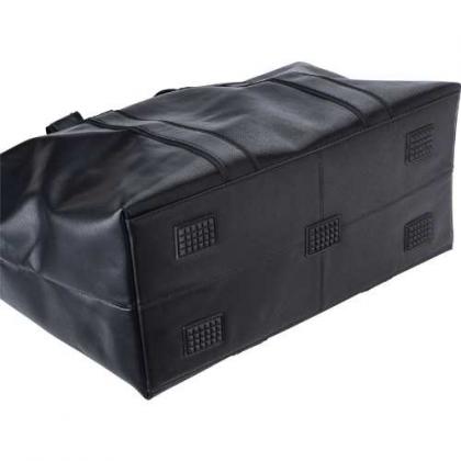 Leather sports bag