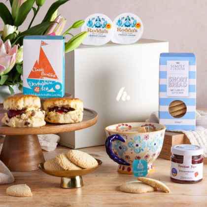 british cream tea hamper