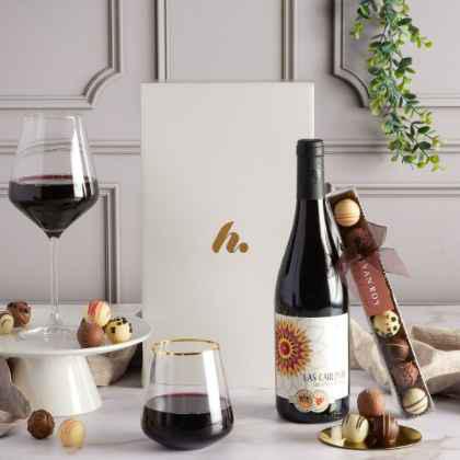 red wine & belgian chocolates hamper