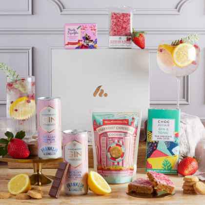 gin & treats hamper