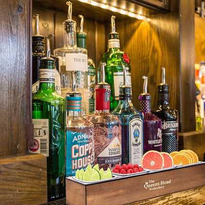 Wooden Garnish Holder