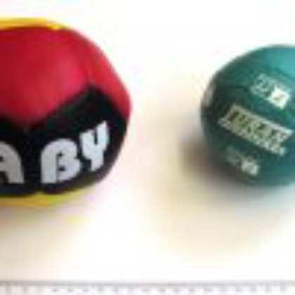 Soccerballs and Rugby balls (indoor)