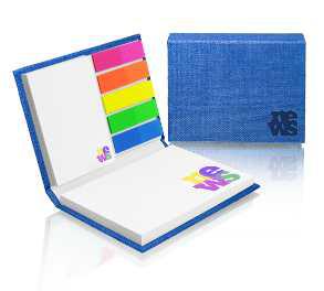 Sticky notes set in hardcover ART PAPER