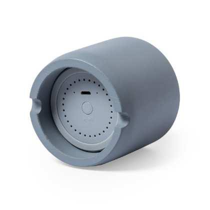 Speaker Piler