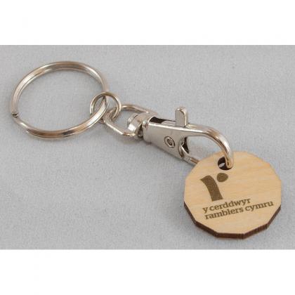 Wooden trolley token   (24908)