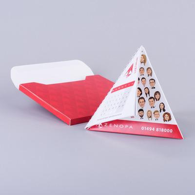 Pop Up Triangle With Wirobound Leaves