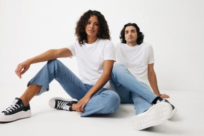 Iqoniq Sierra lightweight recycled cotton t-shirt
