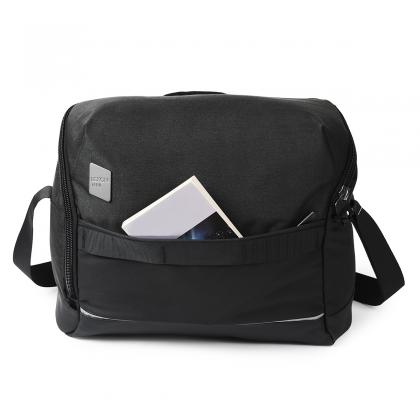Tera Messenger Bag