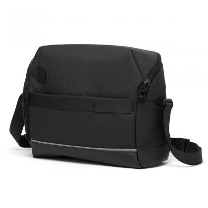 Tera Messenger Bag