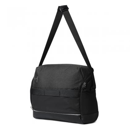 Tera Messenger Bag