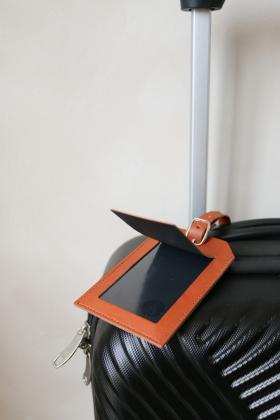 New Tile Slim with Vegan Leather Luggage Tag New Tile Slim with Vegan Leather Luggage Tag