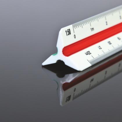 Platic triangular ruler L715 • L730