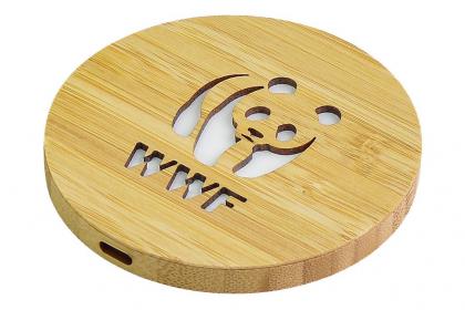 BOTAN  Bamboo Light-Up Logo Wireless Charger