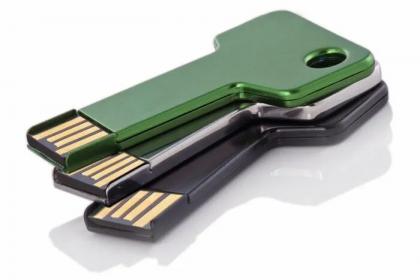 TITAN Key Shaped USB