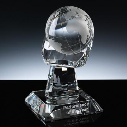 WhiteFire Globe in Hand 8.5"