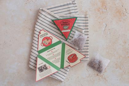 Mulling spices in triangle packaging