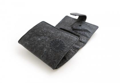 BlockTek Kensington RFID tri fold compact wallet – Leather & Eco options