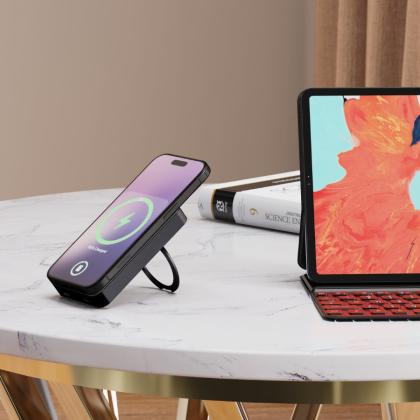 Noir ION wireless power bank