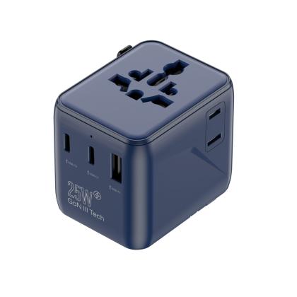 GAN 25W universal travel adapter