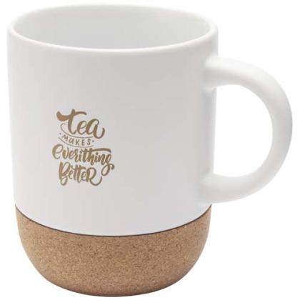 Billie 300 ml ceramic mug with cork details and matt finish