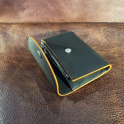 Tailored Leather Wallet with Coin Pocket E152702